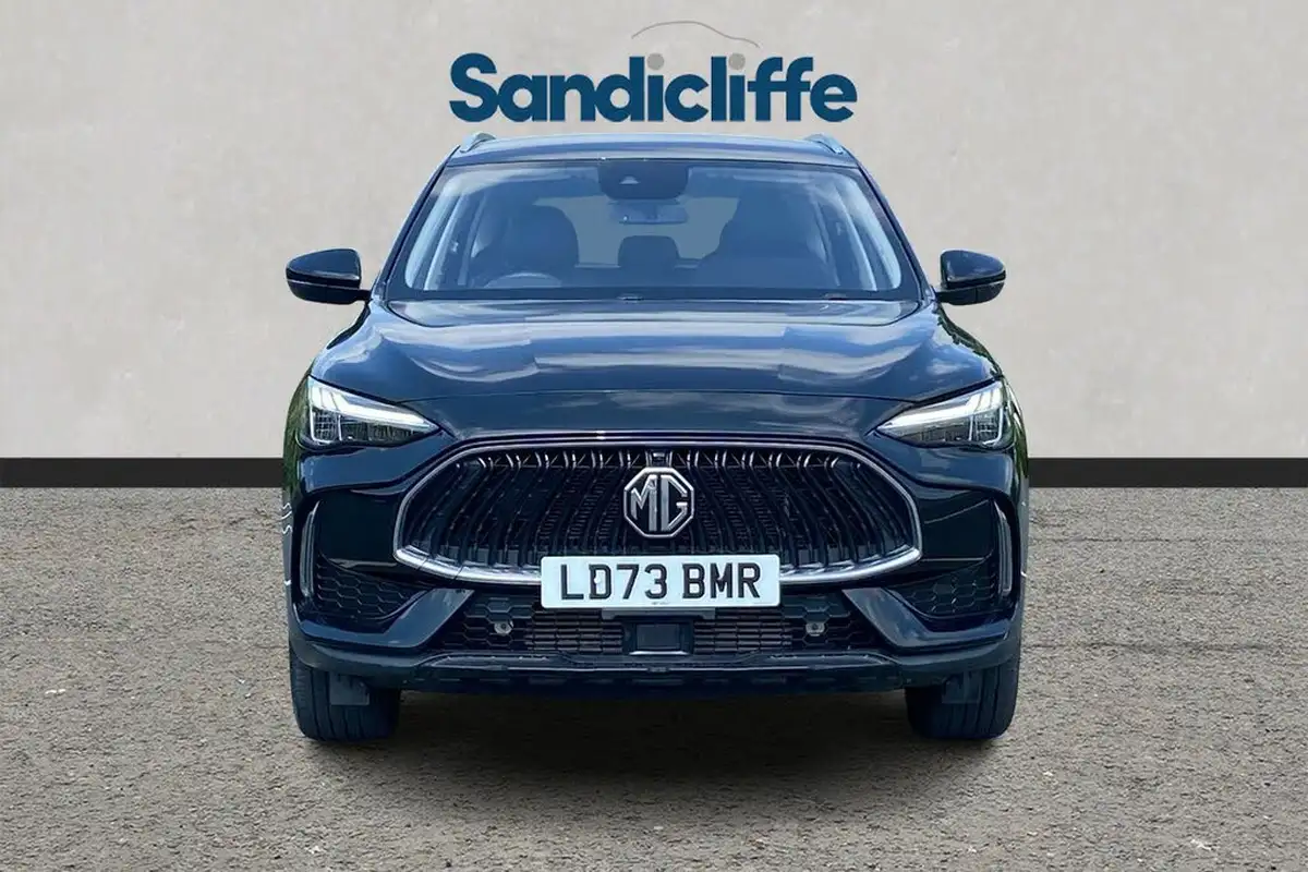 2024-mg-hs-15t-gdi-se-162ps-1490cc-dct-big-1