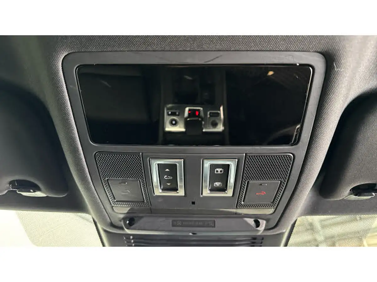 2022-jaguar-f-pace-20-p250-r-dynamic-black-big-36