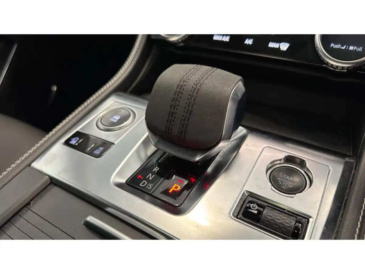 2022-jaguar-f-pace-20-p250-r-dynamic-black-big-12