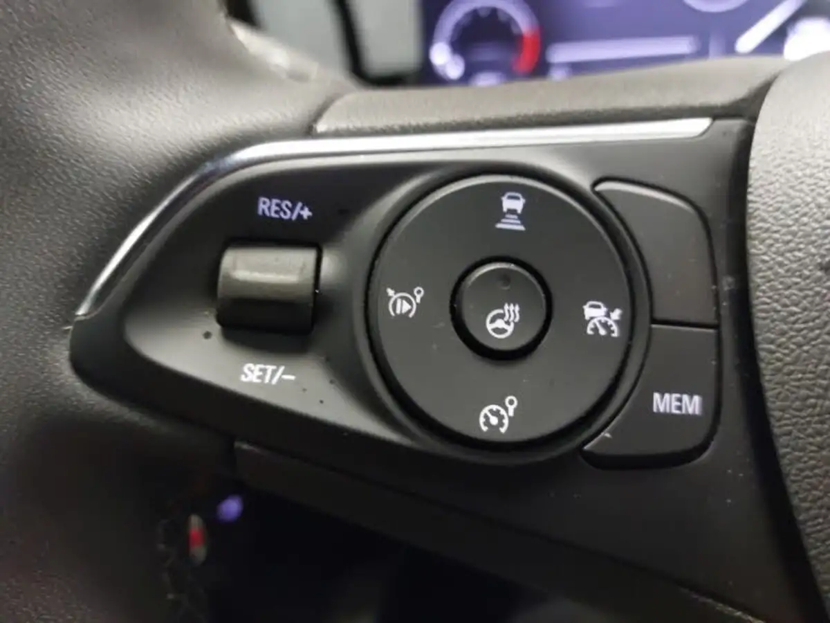 2024-vauxhall-mokka-12-ultimate-136ps-big-13