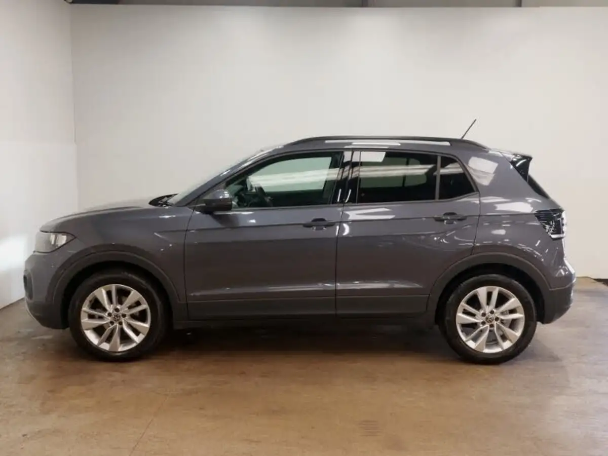 2022-volkswagen-t-cross-10-tsi-se-110ps-big-3