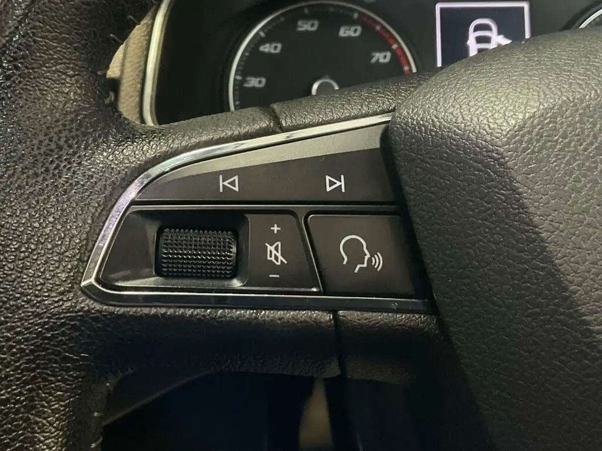 2018-seat-ibiza-10-tsi-se-design-big-34