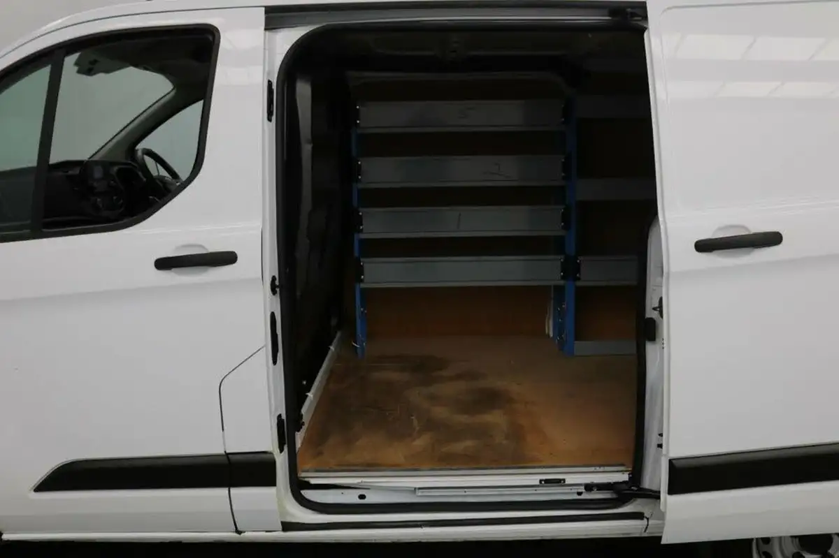 2020-ford-transit-custom-20tdci-280-l1h1-leader-105pseu6dt-panel-van-big-11