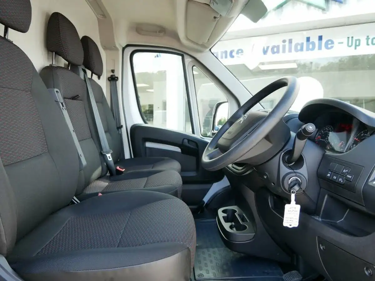 2023-citroen-relay-22bluehdi-35-l3h3-enterprise-edition-big-12
