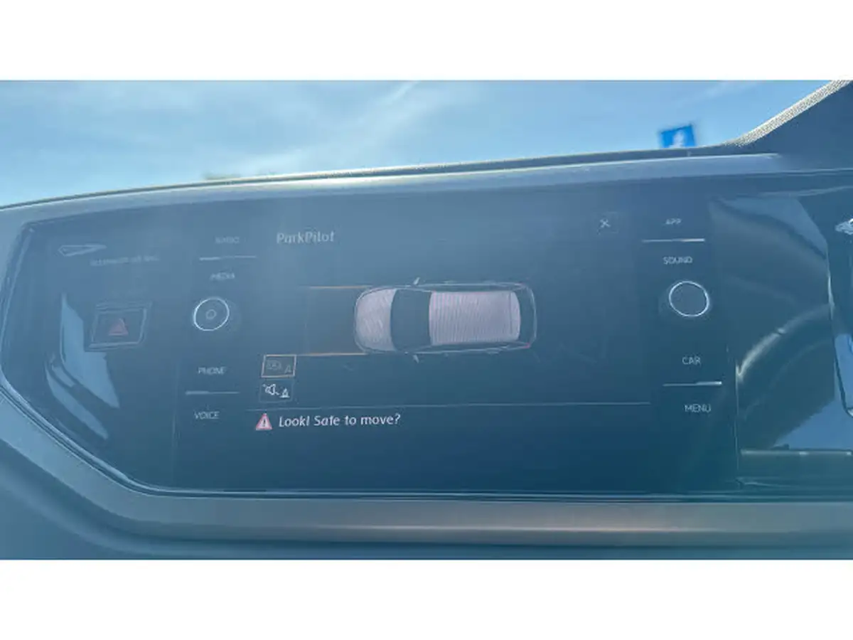 2018-volkswagen-polo-10-tsi-se-big-11