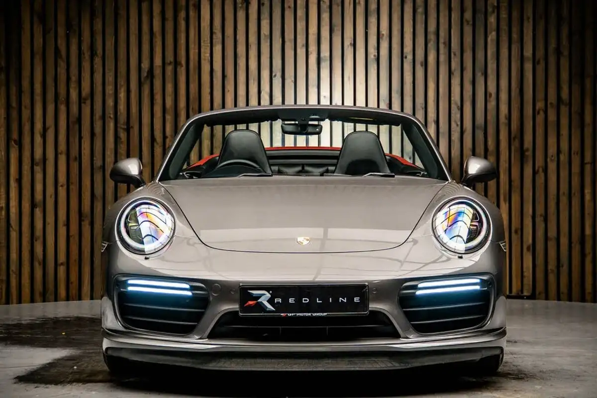 2017-porsche-911-38-turbo-s-cabriolet-big-3