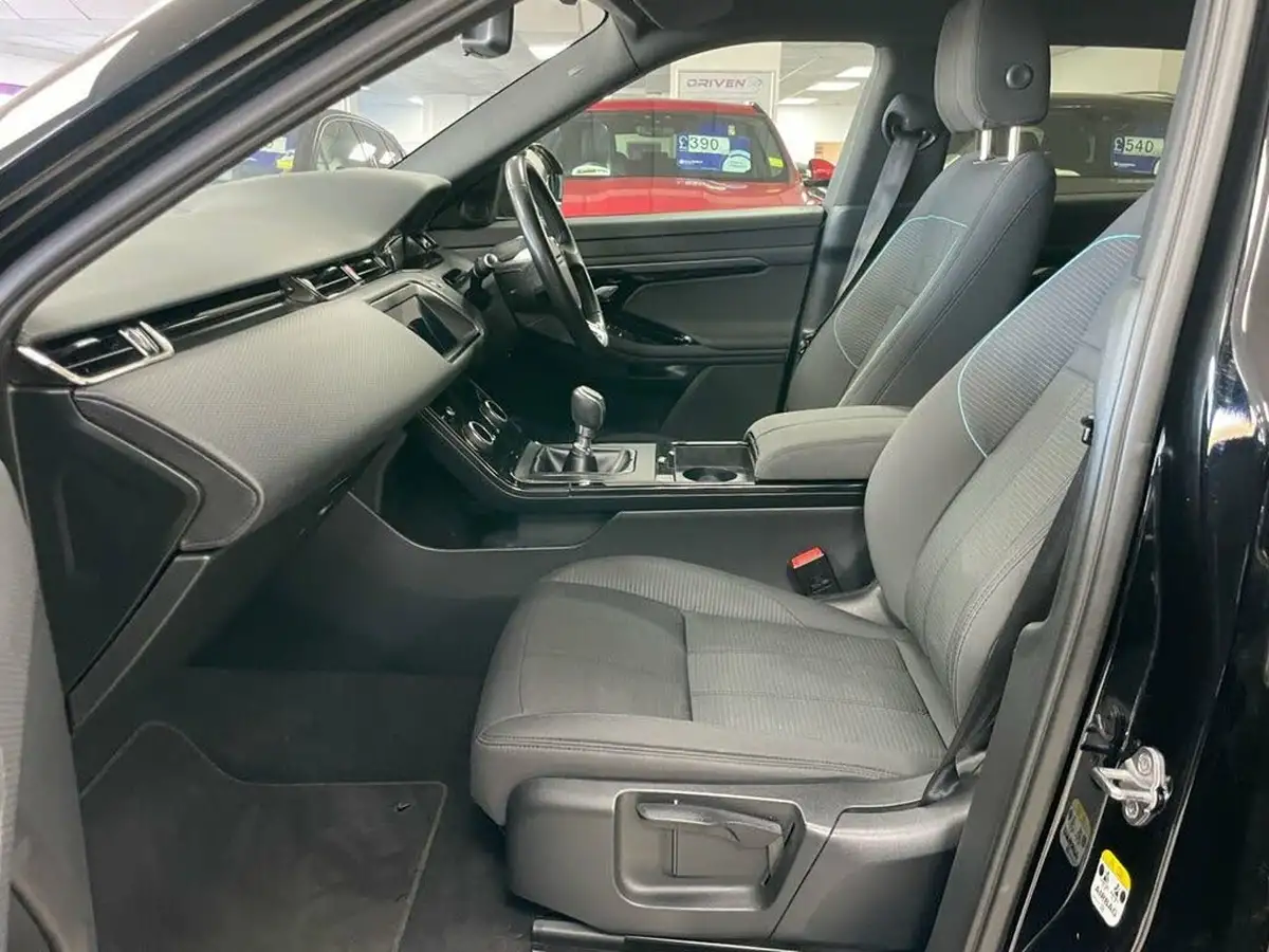 2019-land-rover-range-rover-evoque-20-d150-r-dynamic-big-24