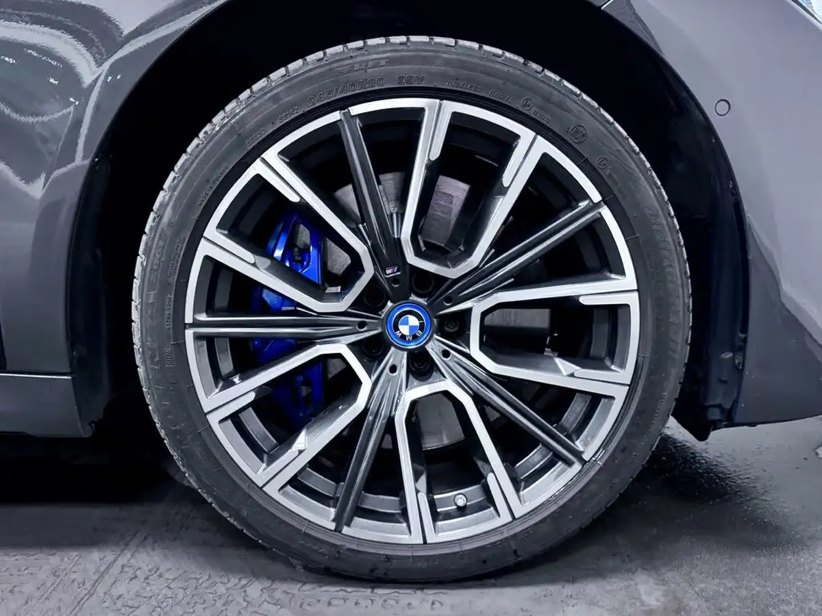 2022-bmw-7-series-30-745e-m-sport-big-57