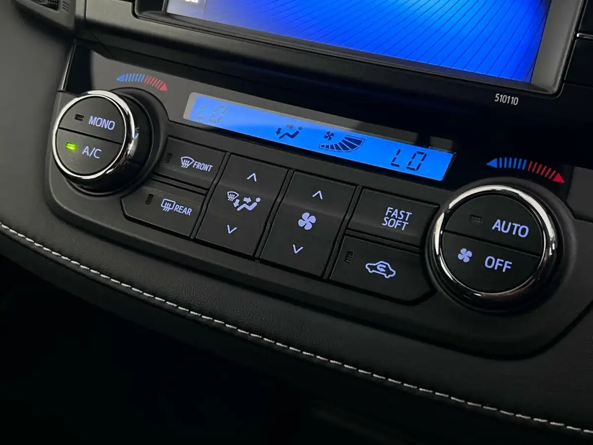 2017-toyota-rav4-25-vvt-i-icon-big-38