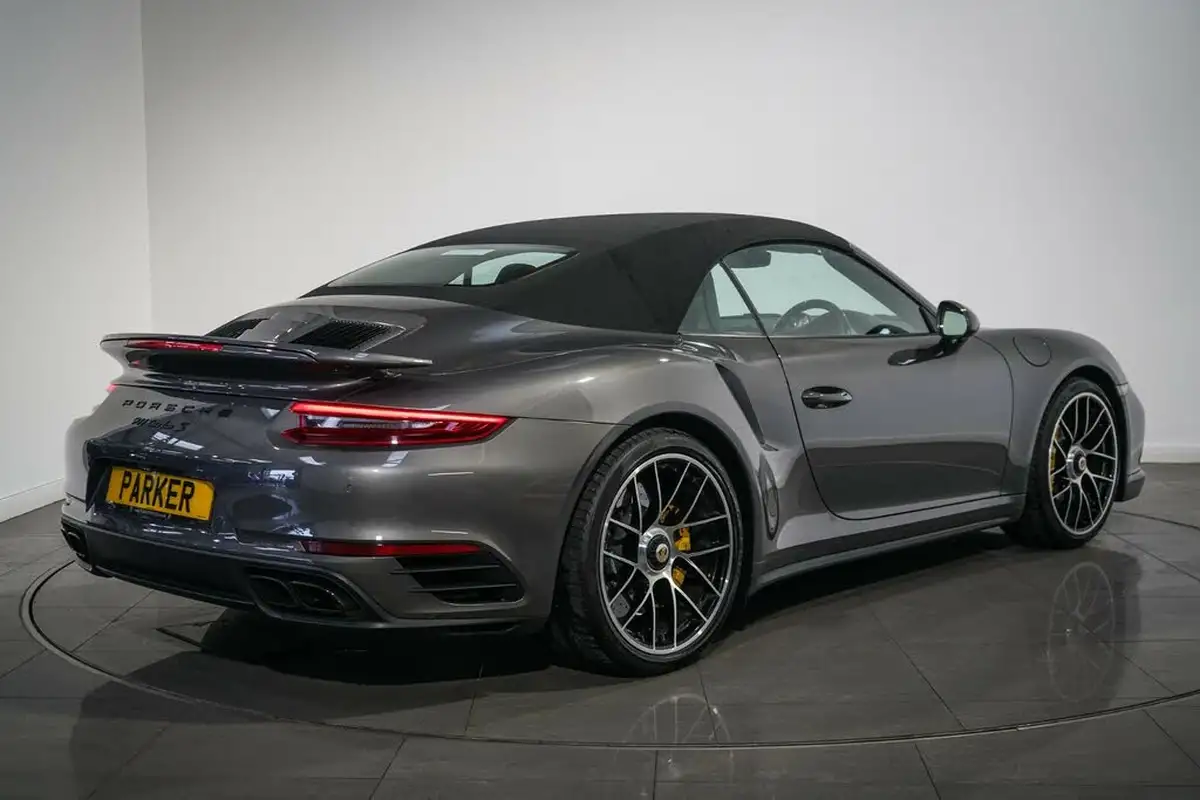 2017-porsche-911-38-turbo-s-cabriolet-big-7