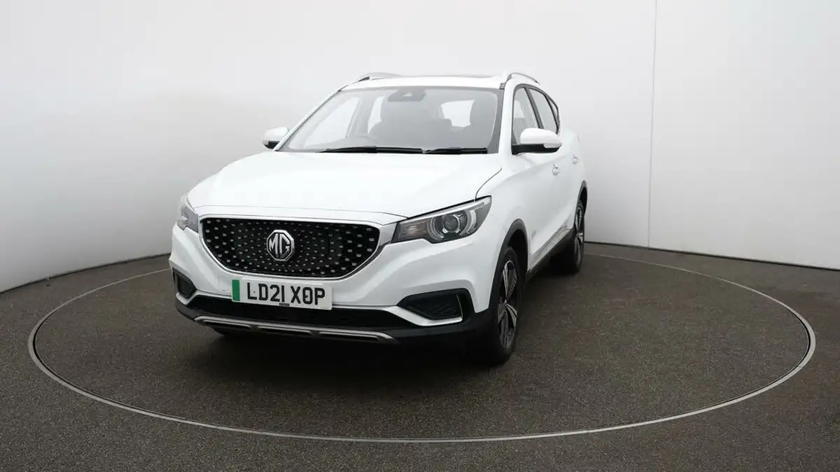 2021-mg-zs-suv-e-exclusive-ev-big-37