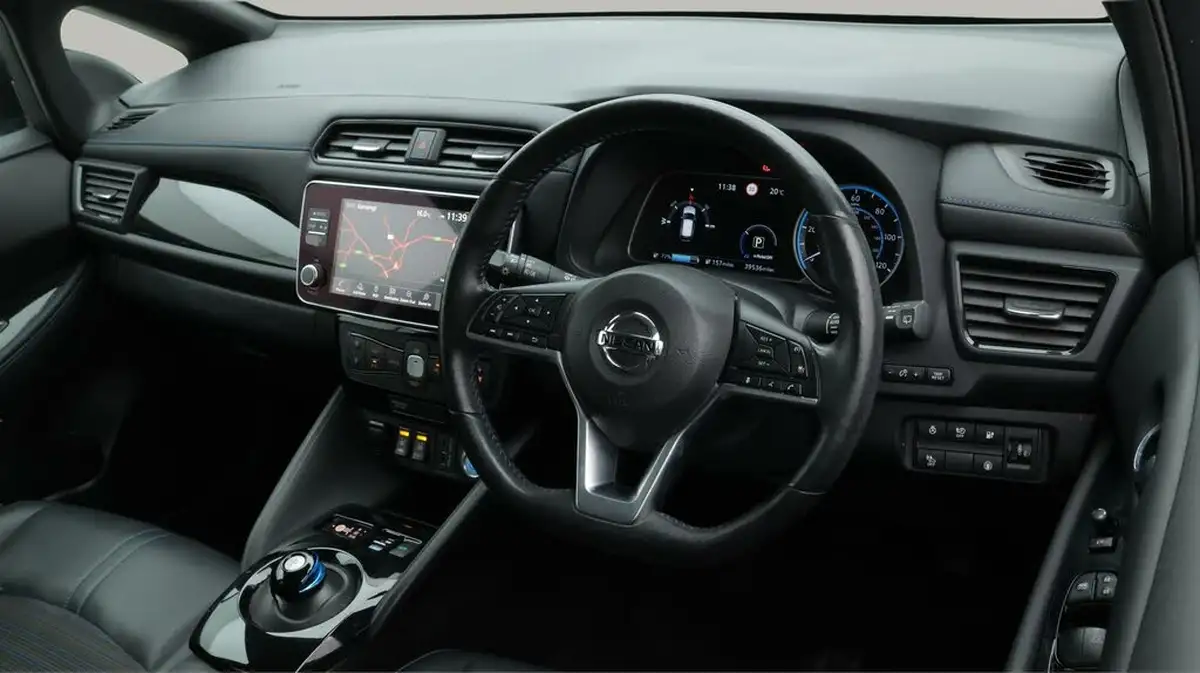 2021-nissan-leaf-e-e-n-connecta-big-9