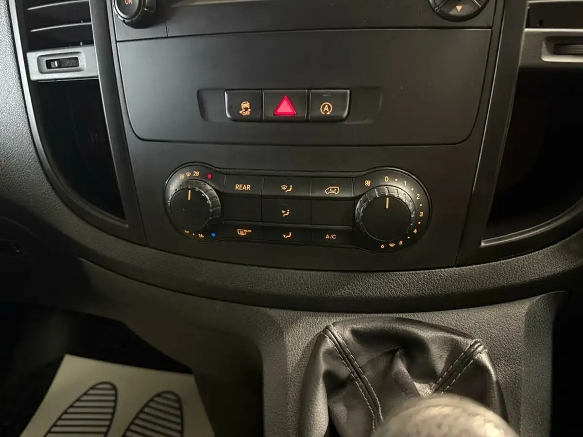 2019-mercedes-benz-vito-21cdi-tourer-pro-114-long-big-24