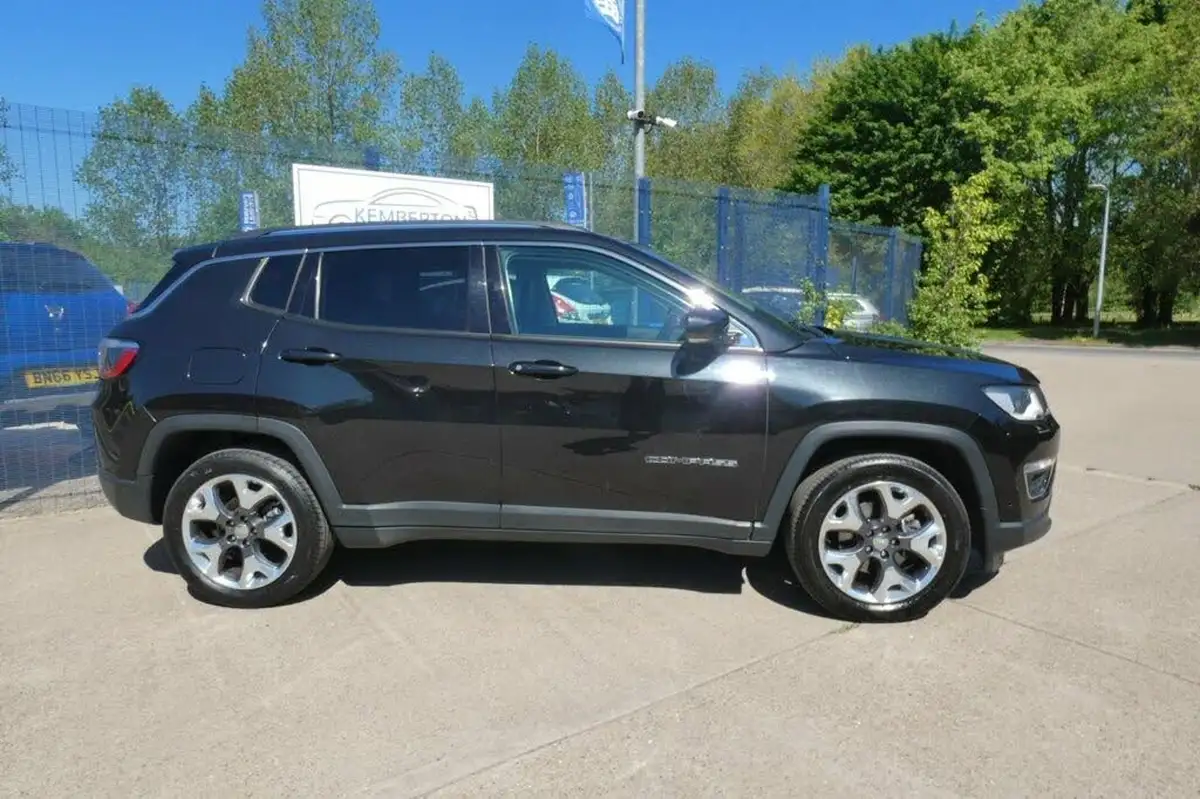 2018-jeep-compass-14-multiair-ii-limited-138bhp-big-3