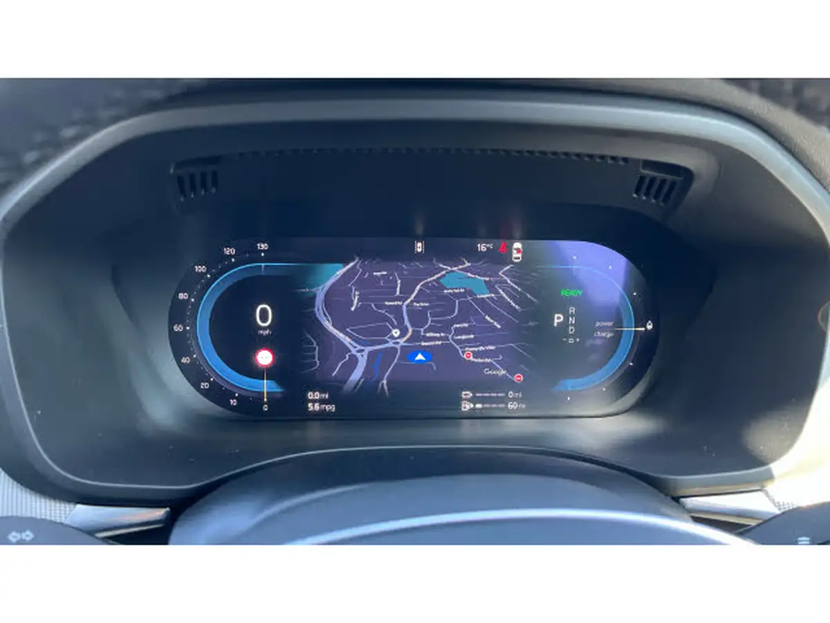 2024-volvo-xc60-20-b5-plus-big-10