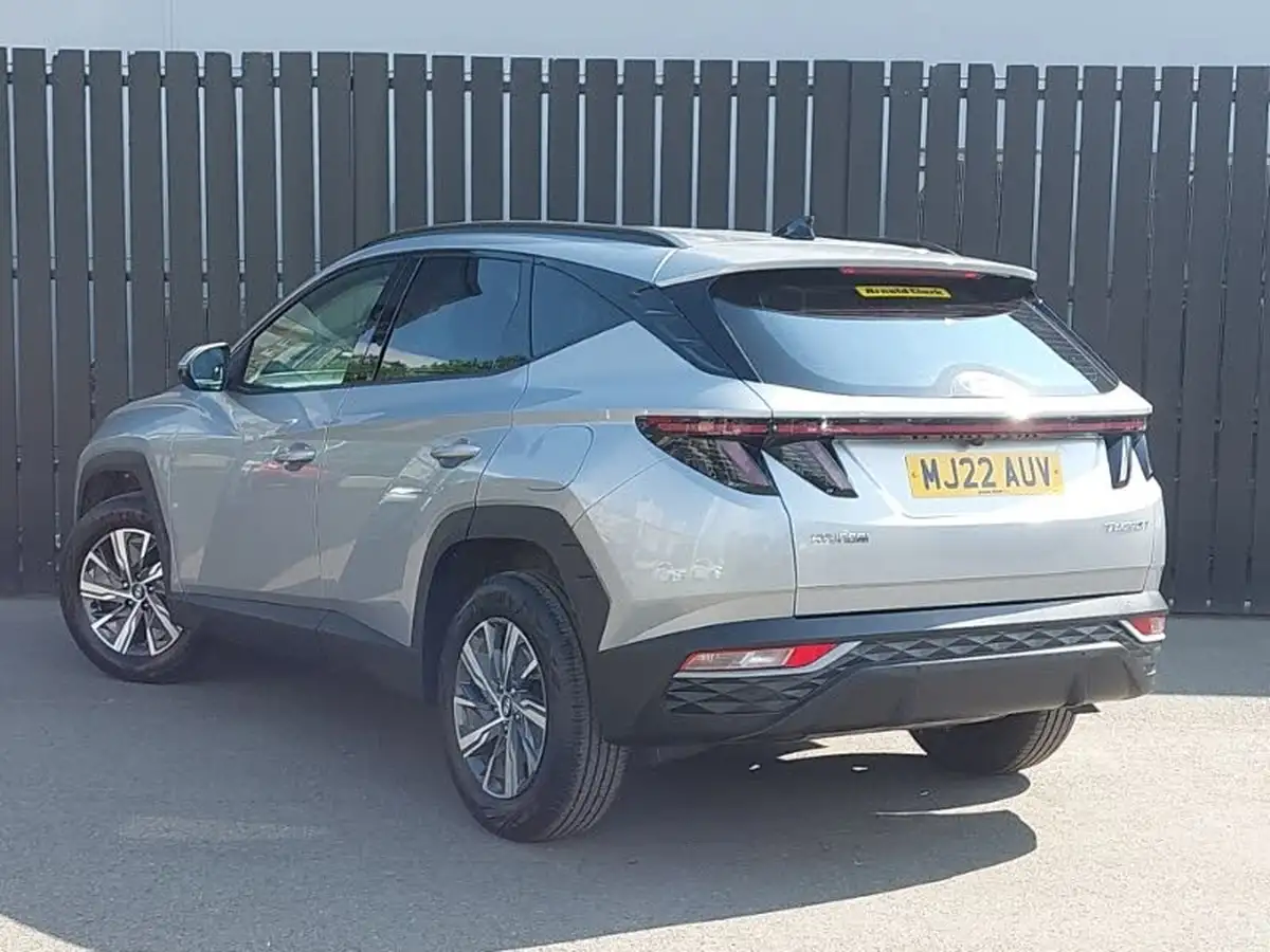 2022-hyundai-tucson-16-t-gdi-se-connect-150ps-big-1