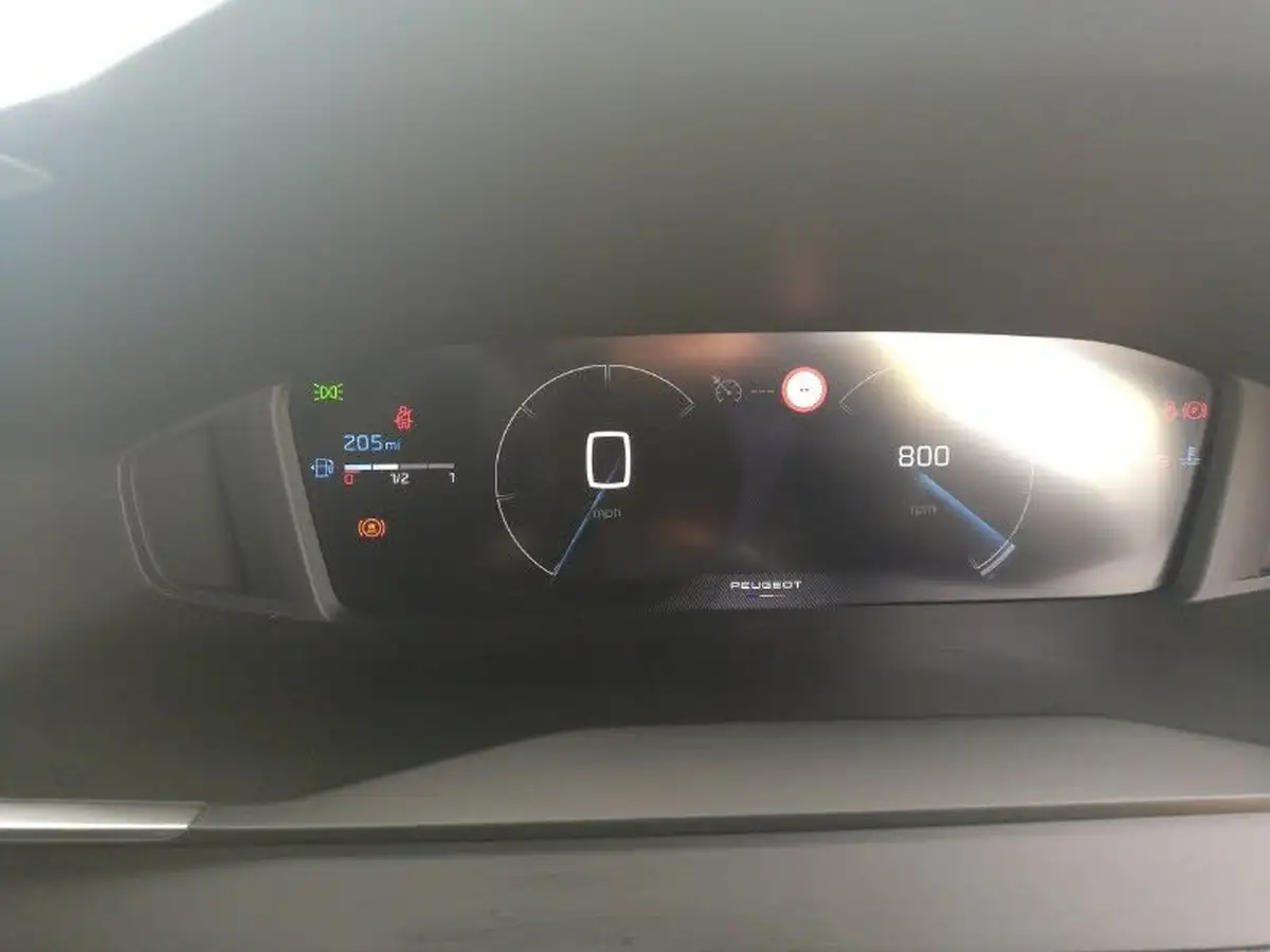 2024-peugeot-2008-suv-12-puretech-allure-130ps-big-6