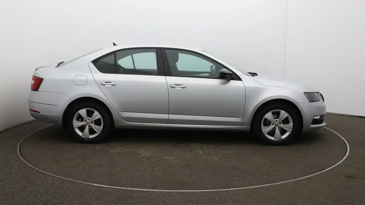 2019-skoda-octavia-15-tsi-se-technology-act-hatchback-big-48