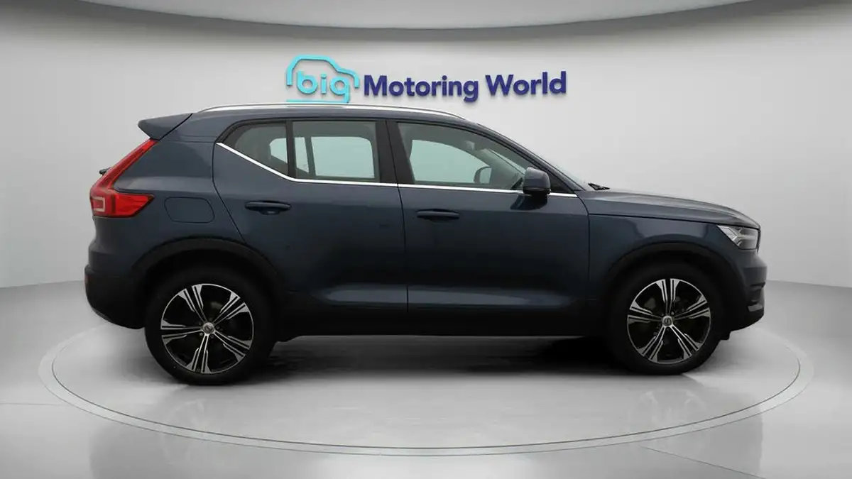 2020-volvo-xc40-20-b4-inscription-pro-big-8