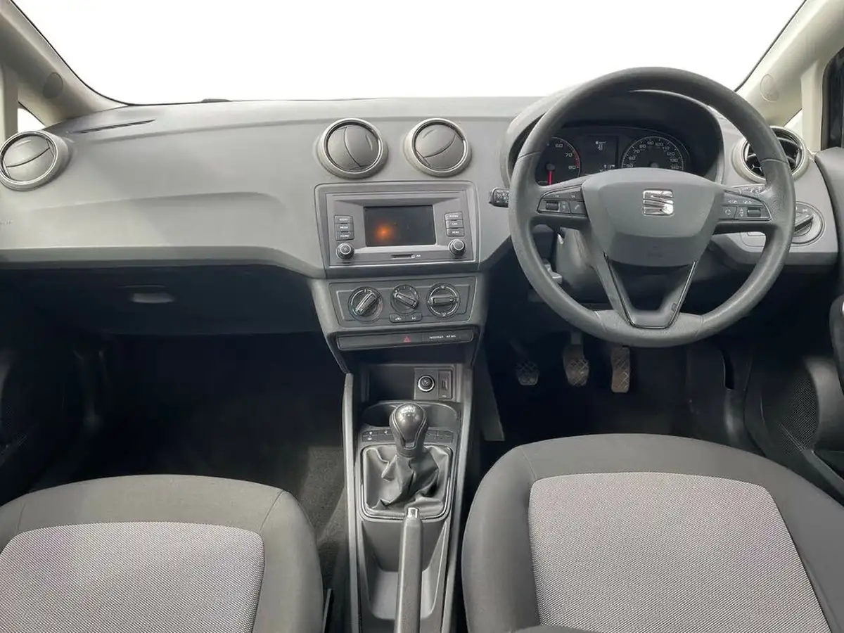 2017-seat-ibiza-10-sol-hatchback-5d-big-12