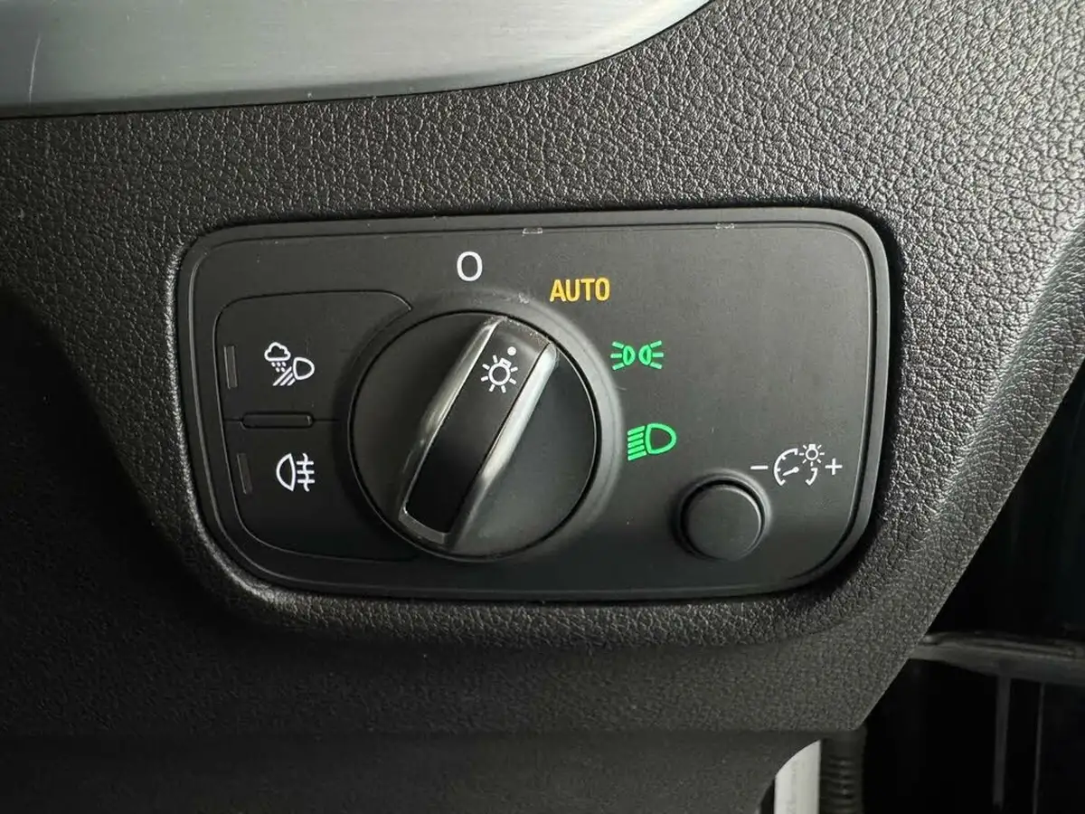 2019-audi-q2-16-30-tdi-s-line-big-18