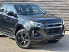 2025-isuzu-d-max-19td-v-cross-small-4