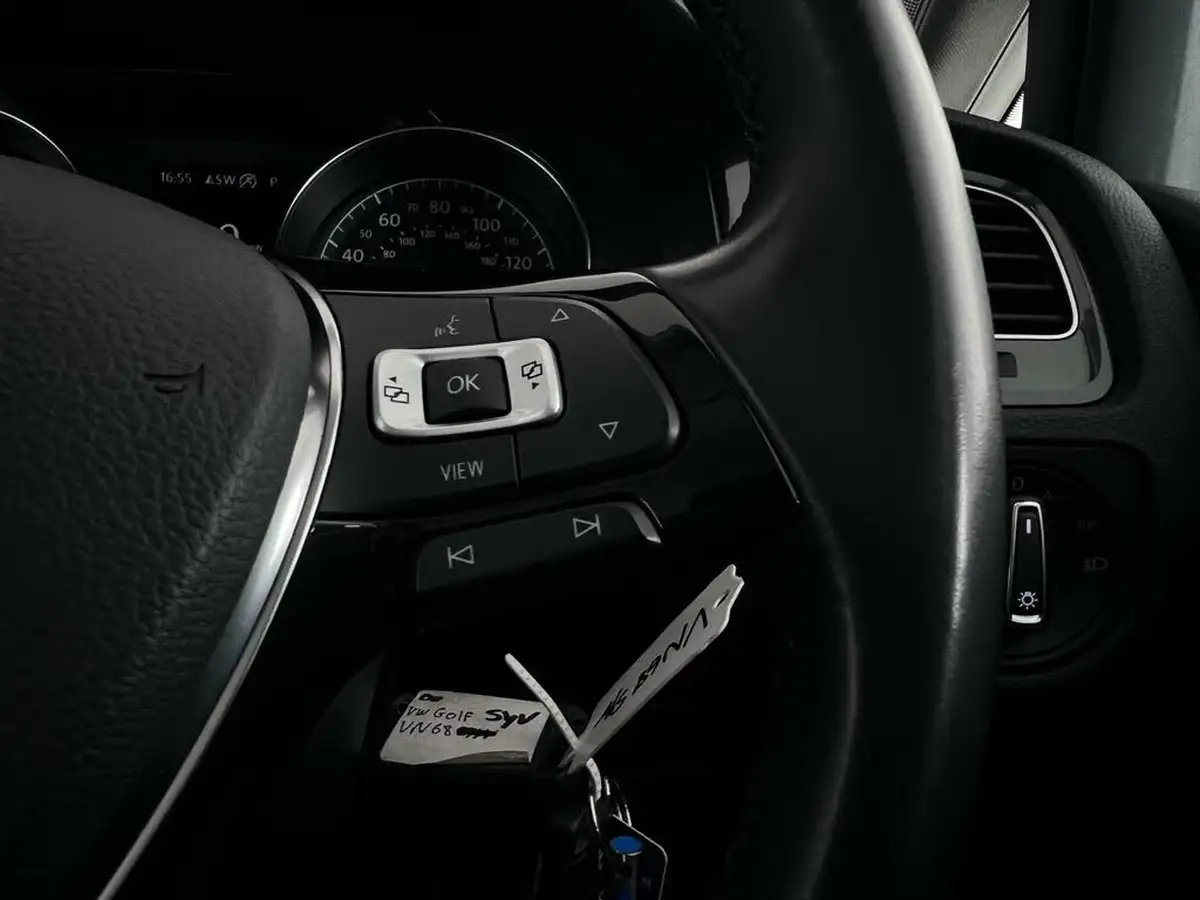2018-volkswagen-golf-16tdi-se-nav-hatchback-5d-dsg-big-20