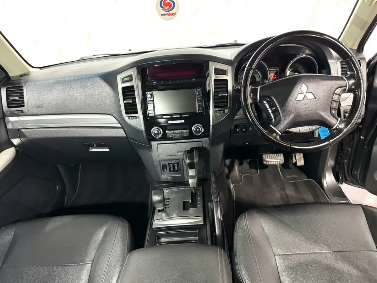 2015-mitsubishi-shogun-32td-sg3-197bhp-big-13