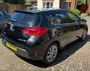 2014-toyota-auris-18-vvt-i-hsd-excel-hatchback-e-cvt-small-3