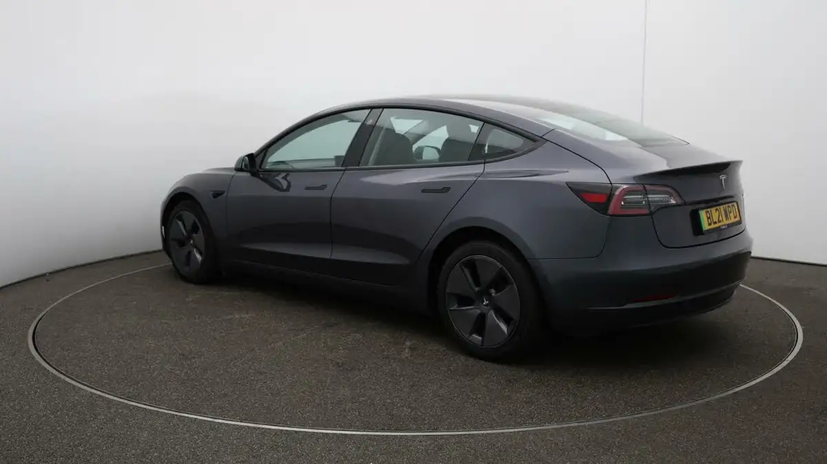 2021-tesla-model-3-e-long-range-4x4-big-55