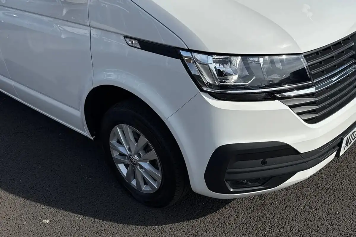 2024-volkswagen-transporter-big-16