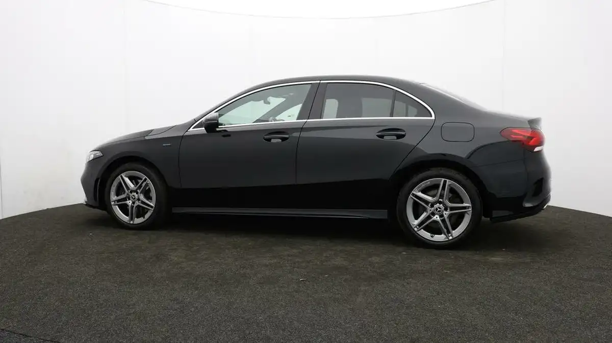 2021-mercedes-benz-a-class-13-a250e-amg-line-executive-saloon-4d-big-62