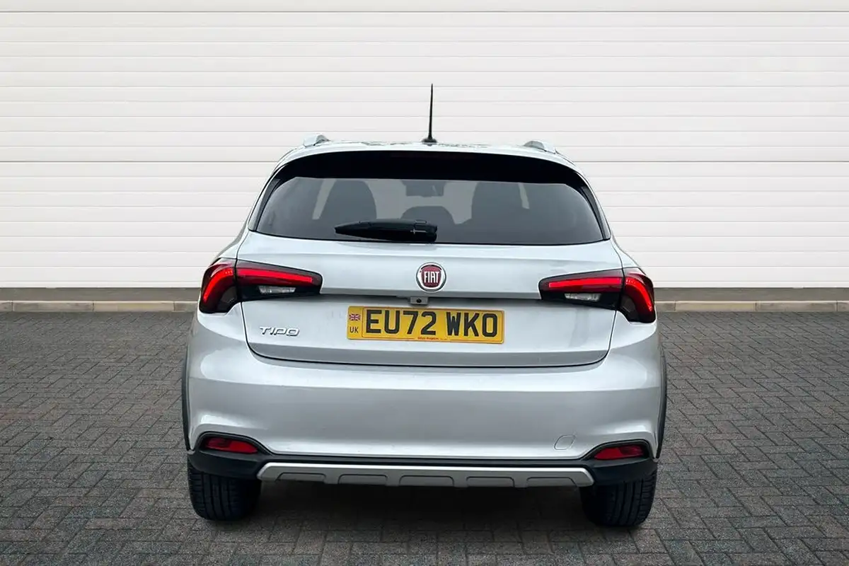 2022-fiat-tipo-10-cross-big-11