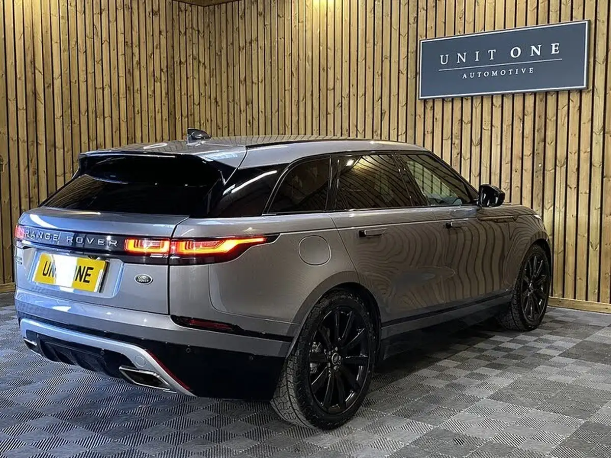 2019-land-rover-range-rover-velar-30-d300-r-dynamic-hse-big-2