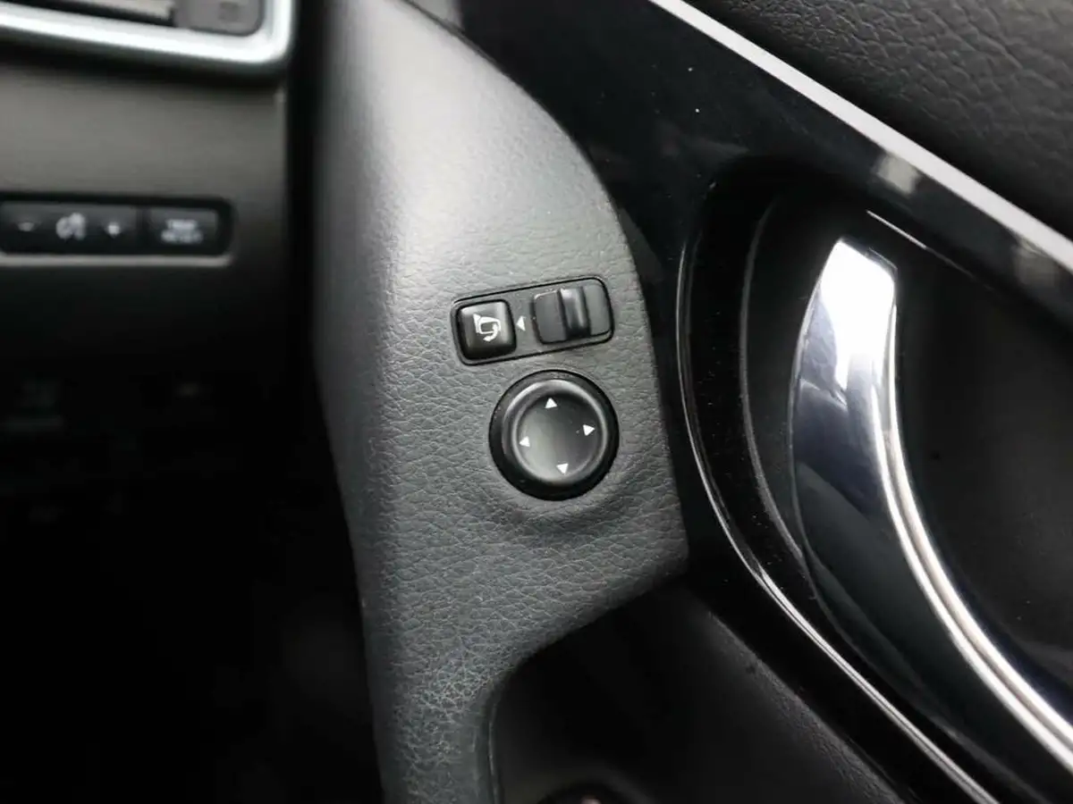 2021-nissan-qashqai-13-dig-t-n-connecta-140ps-big-24