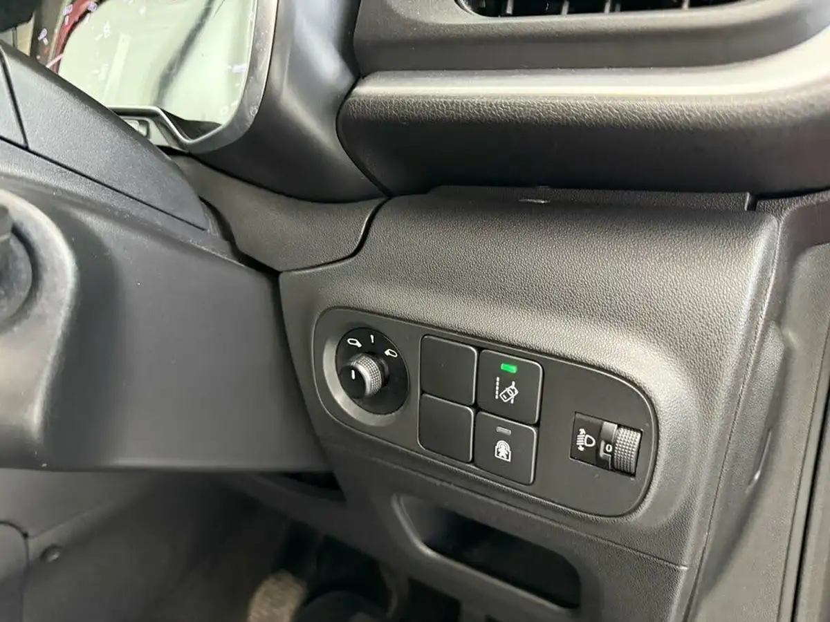 2017-citroen-c3-12-puretech-flair-82ps-big-26