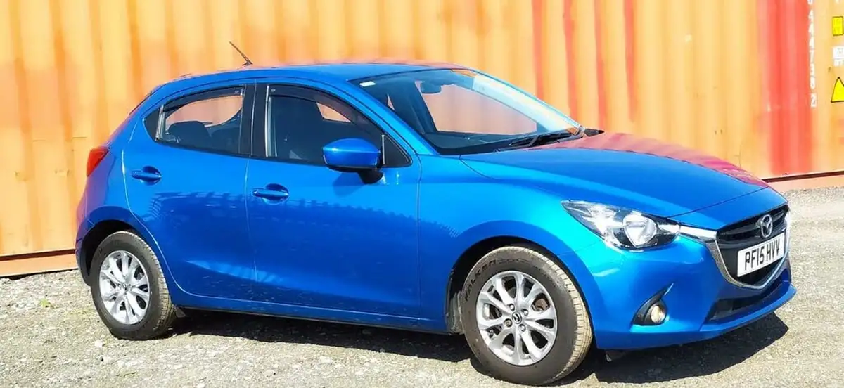2015-mazda-mazda2-15-se-l-75ps-big-4