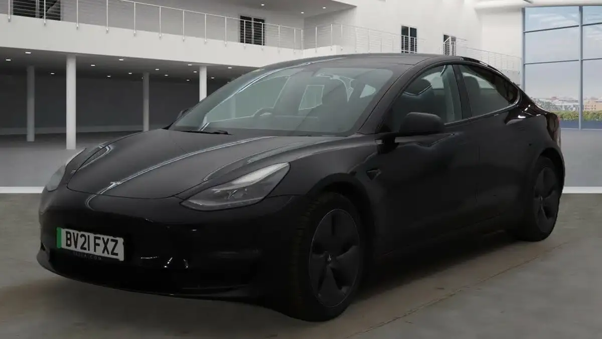 2021-tesla-model-3-e-long-range-4x4-big-1