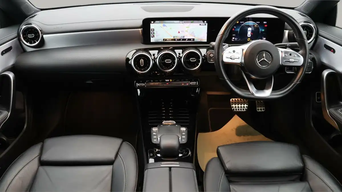 2021-mercedes-benz-cla-13-cla-200-amg-line-coupe-4d-big-12