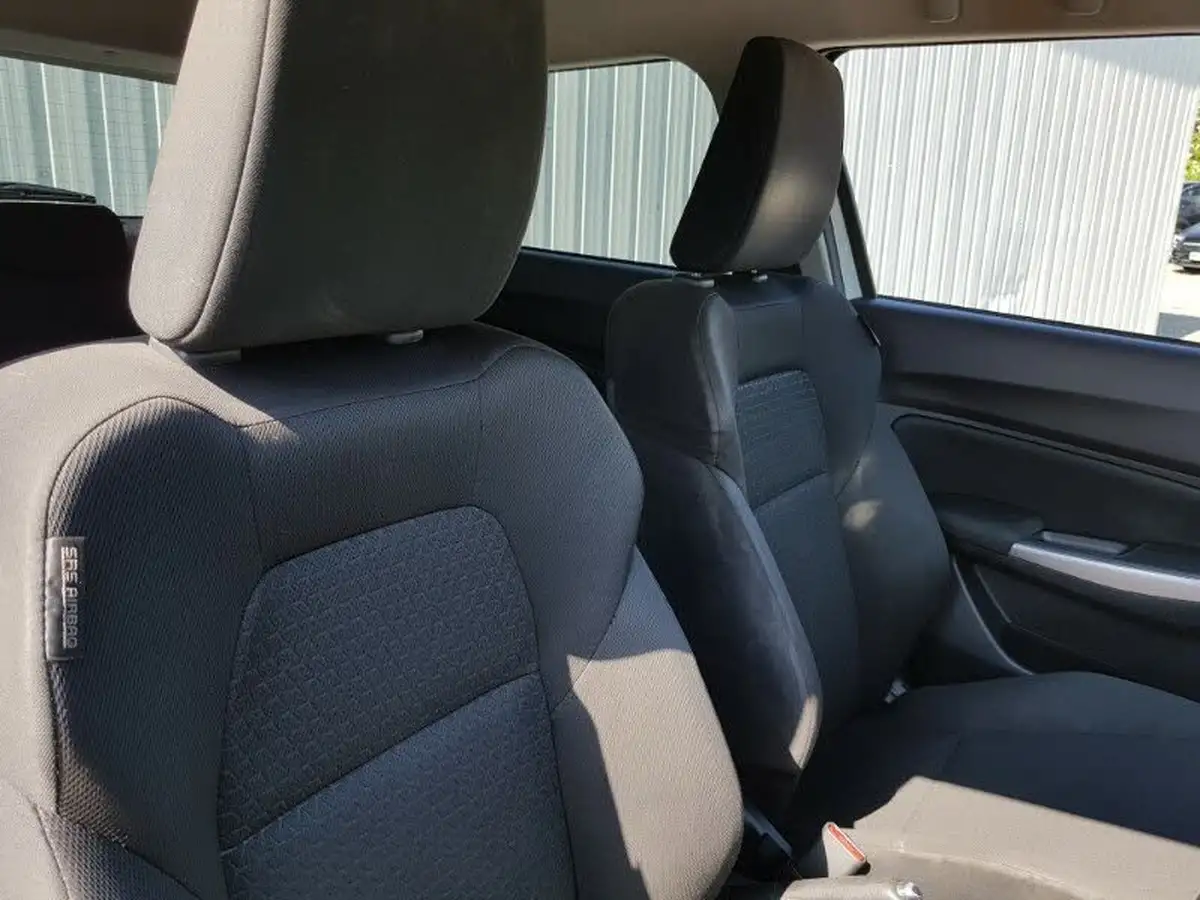 2022-suzuki-swift-12-dualjet-sz5-cvt-big-12