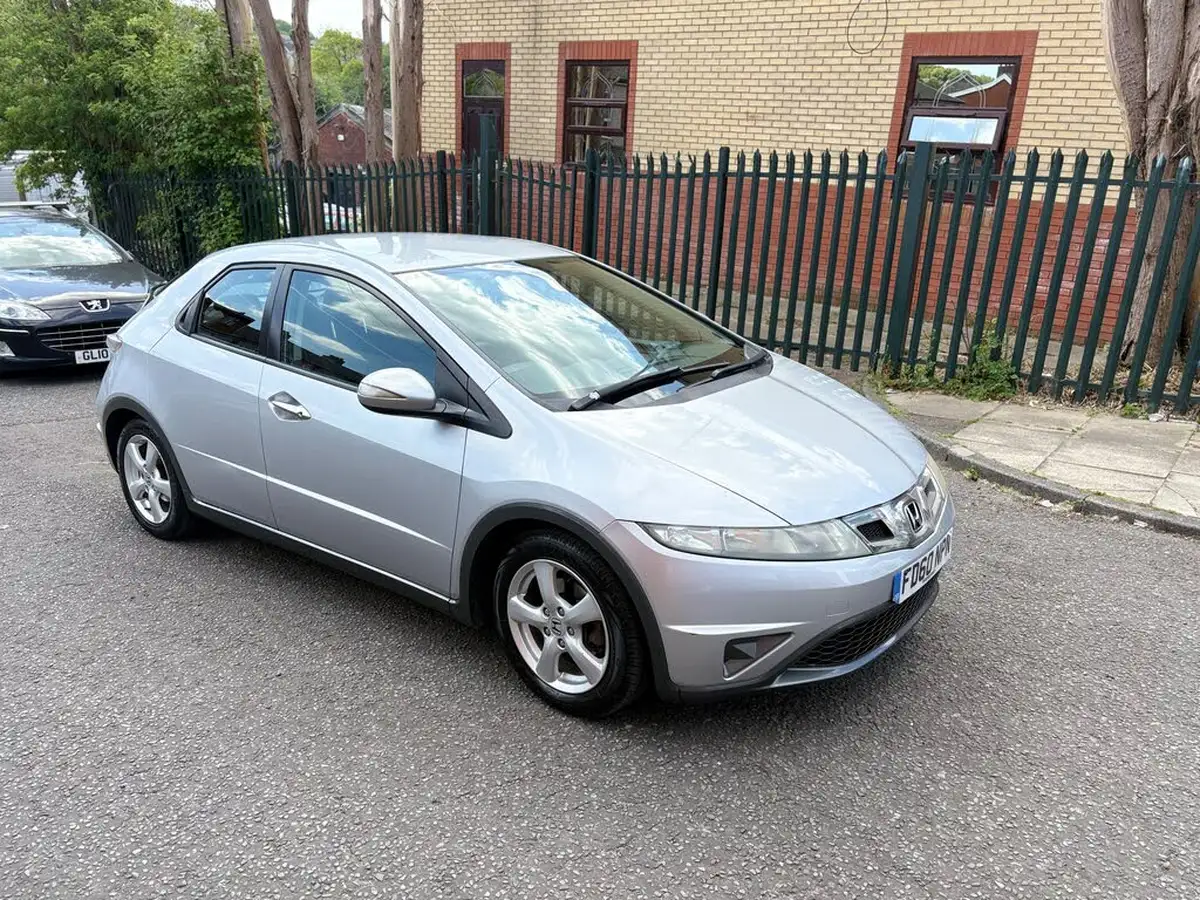 2011-honda-civic-14-se-i-vtec-big-9