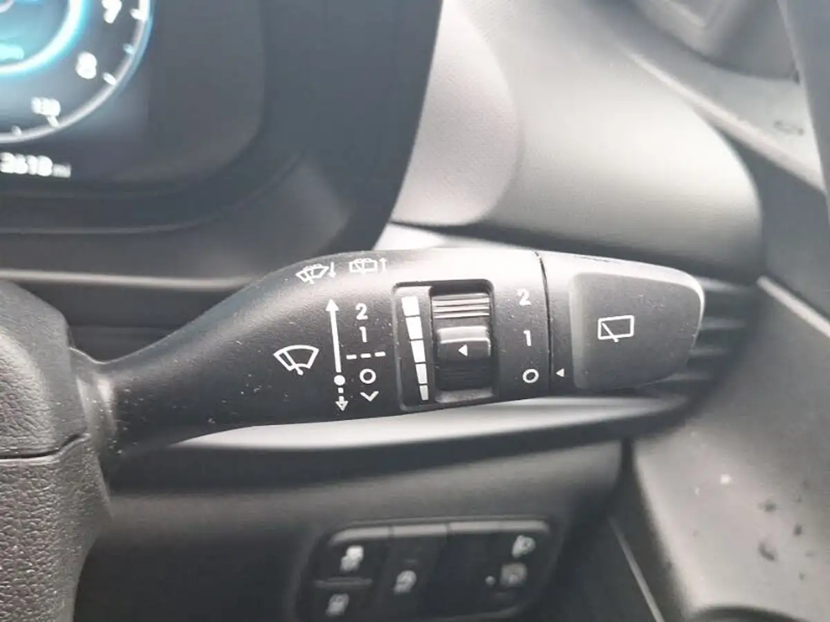 2024-hyundai-i20-10-t-gdi-advance-big-16