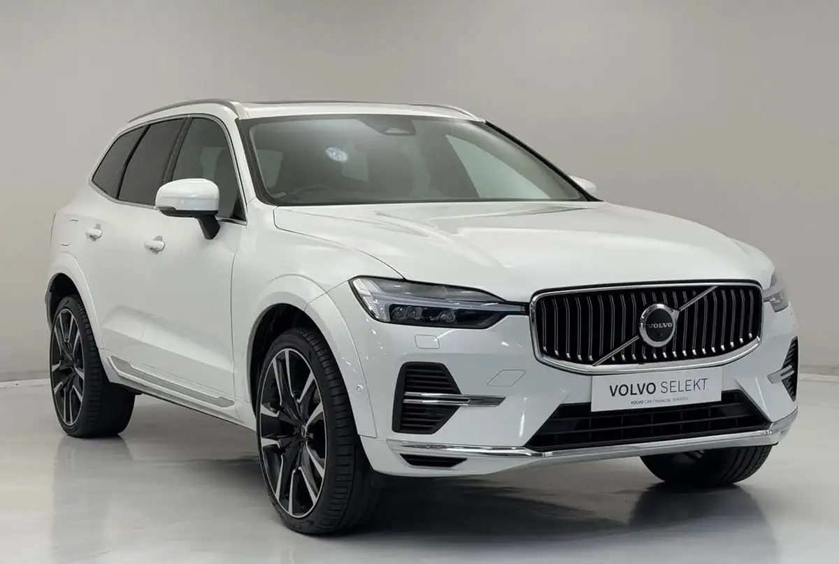 2022-volvo-xc60-20-t8-ultimate-dark-big-0