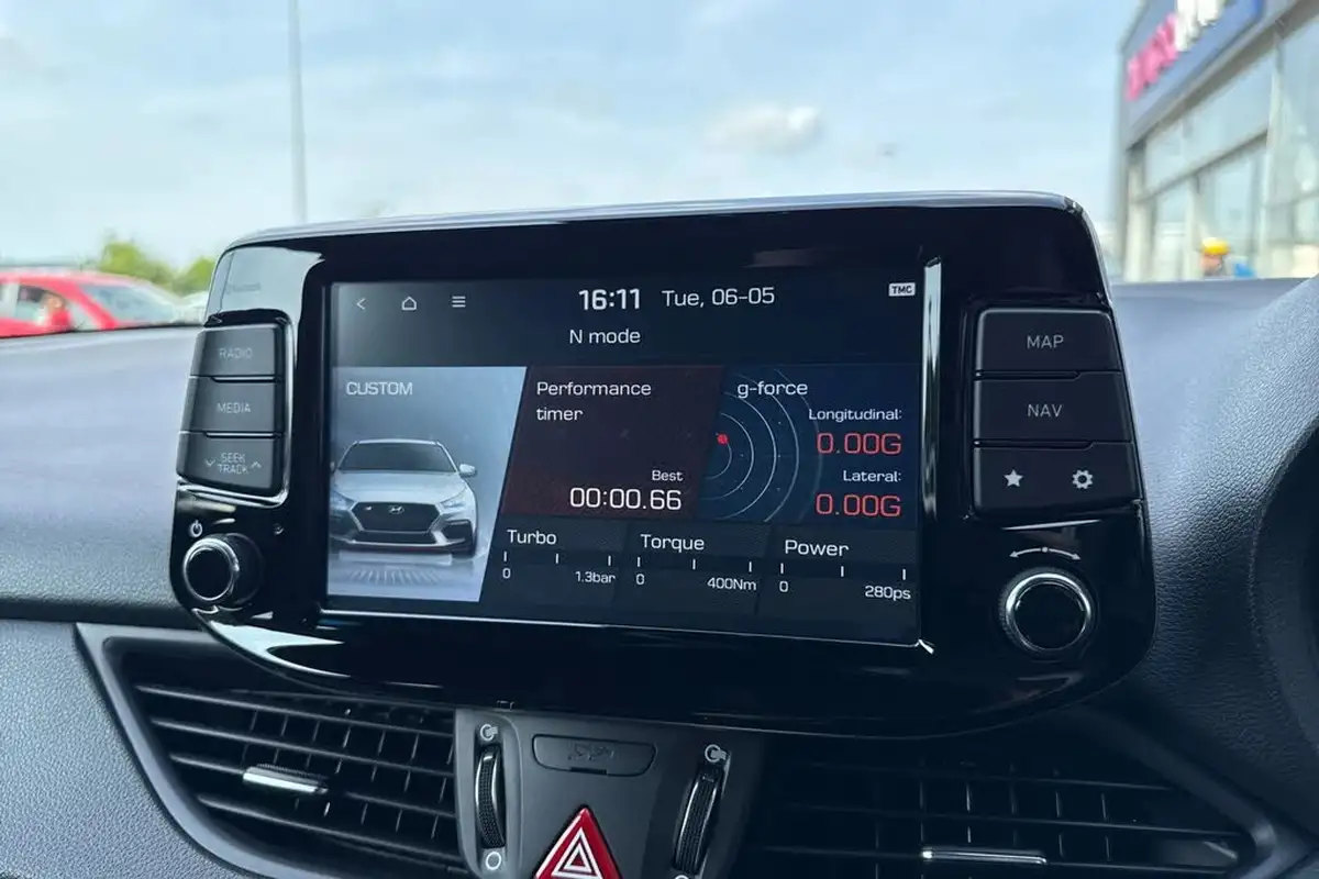 2018-hyundai-i30-n-20-t-gdi-n-performance-big-51