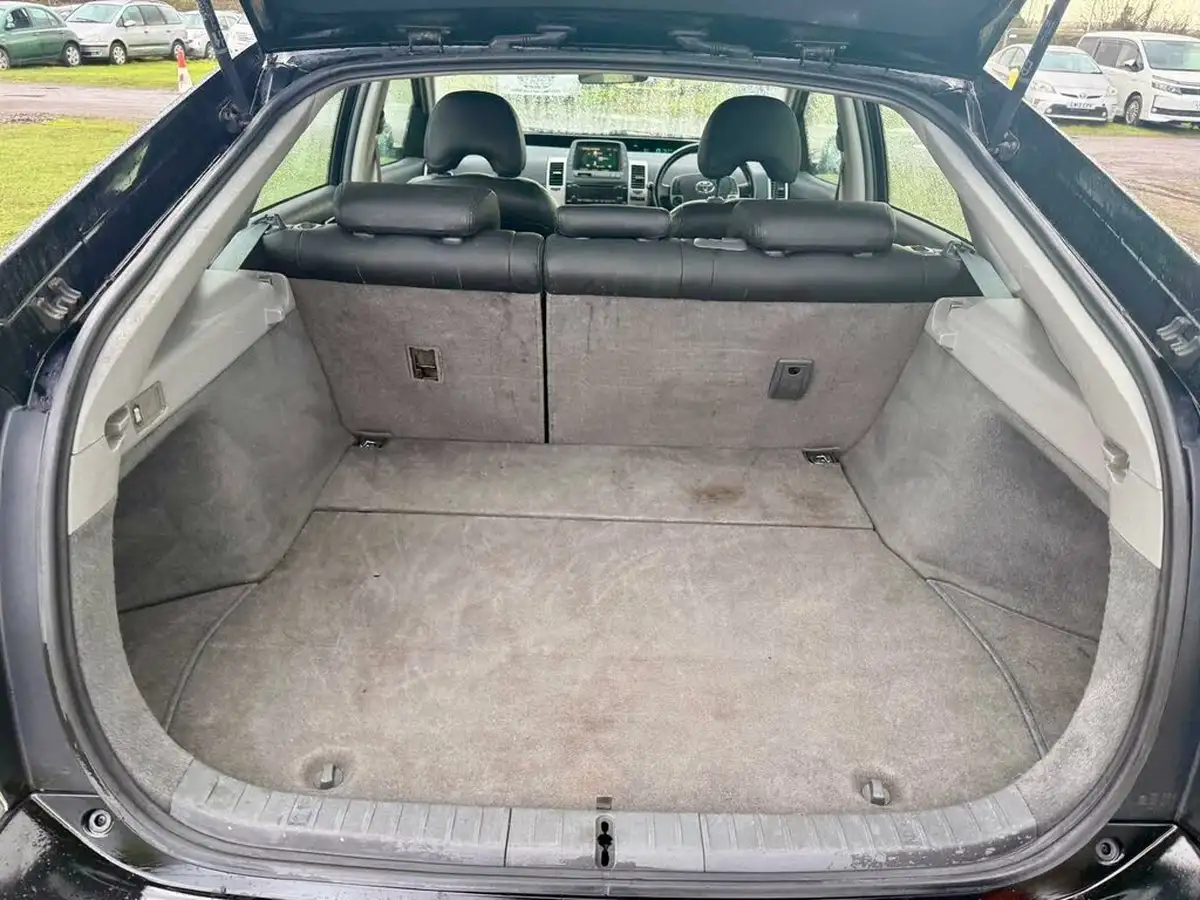 2007-toyota-prius-15-vvt-i-t-spirit-big-23