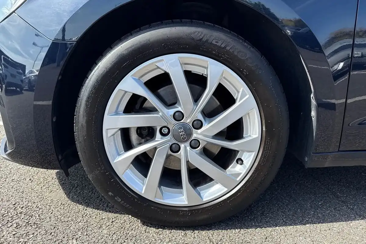 2019-audi-a1-10-30-tfsi-sport-big-11