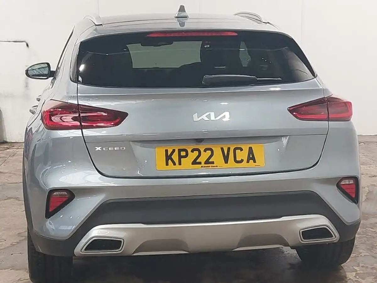 2022-kia-xceed-15-t-gdi-3-big-15
