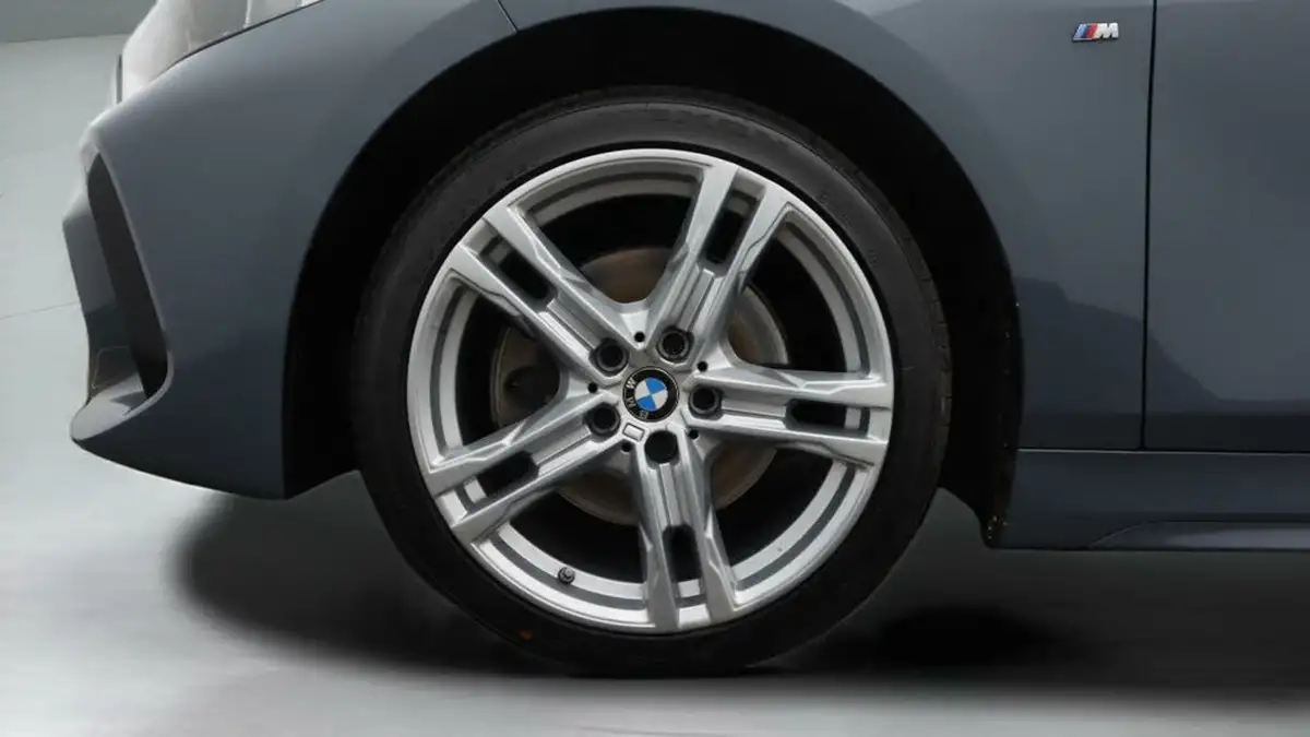 2024-bmw-1-series-15-118i-m-sport-lcp-dct-big-18