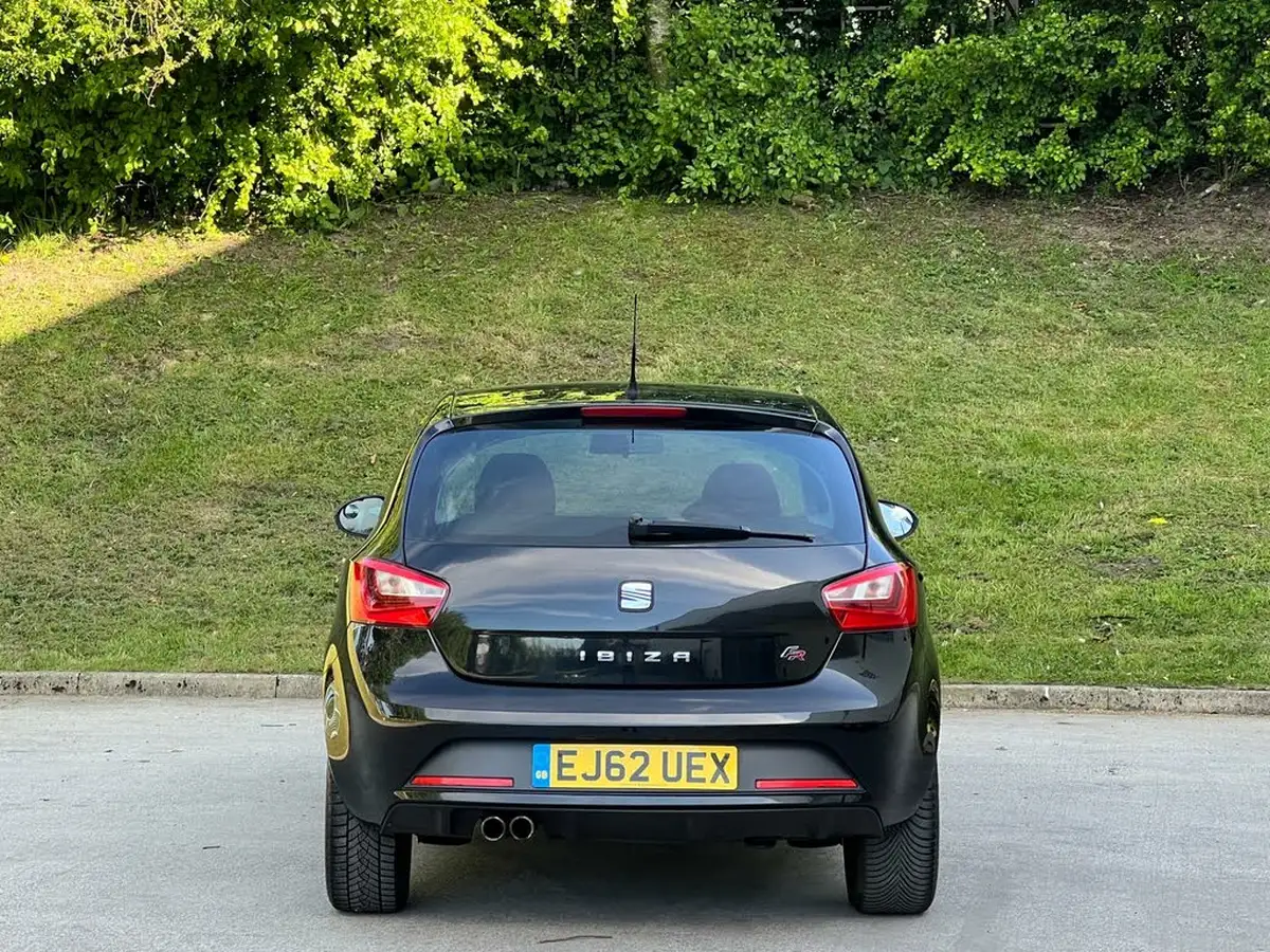 2013-seat-ibiza-16td-fr-105-cr-hatchback-5d-big-5