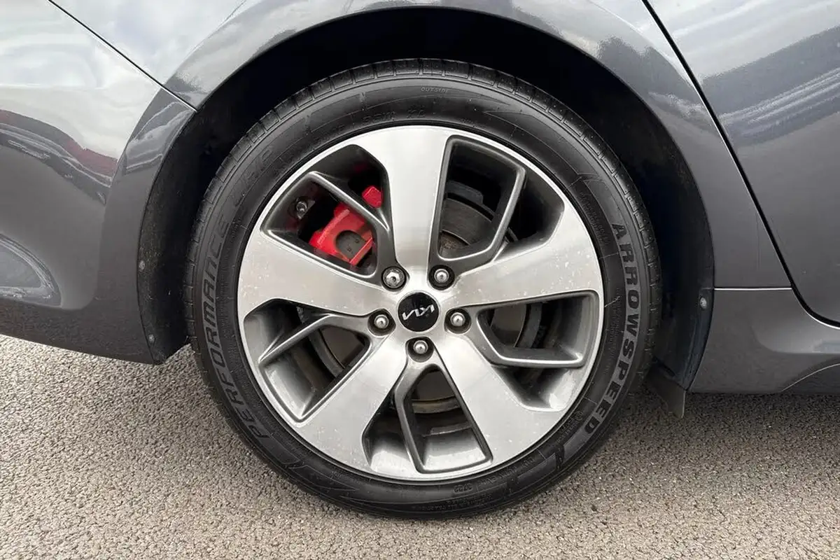 2018-kia-optima-20-t-gdi-gt-big-10
